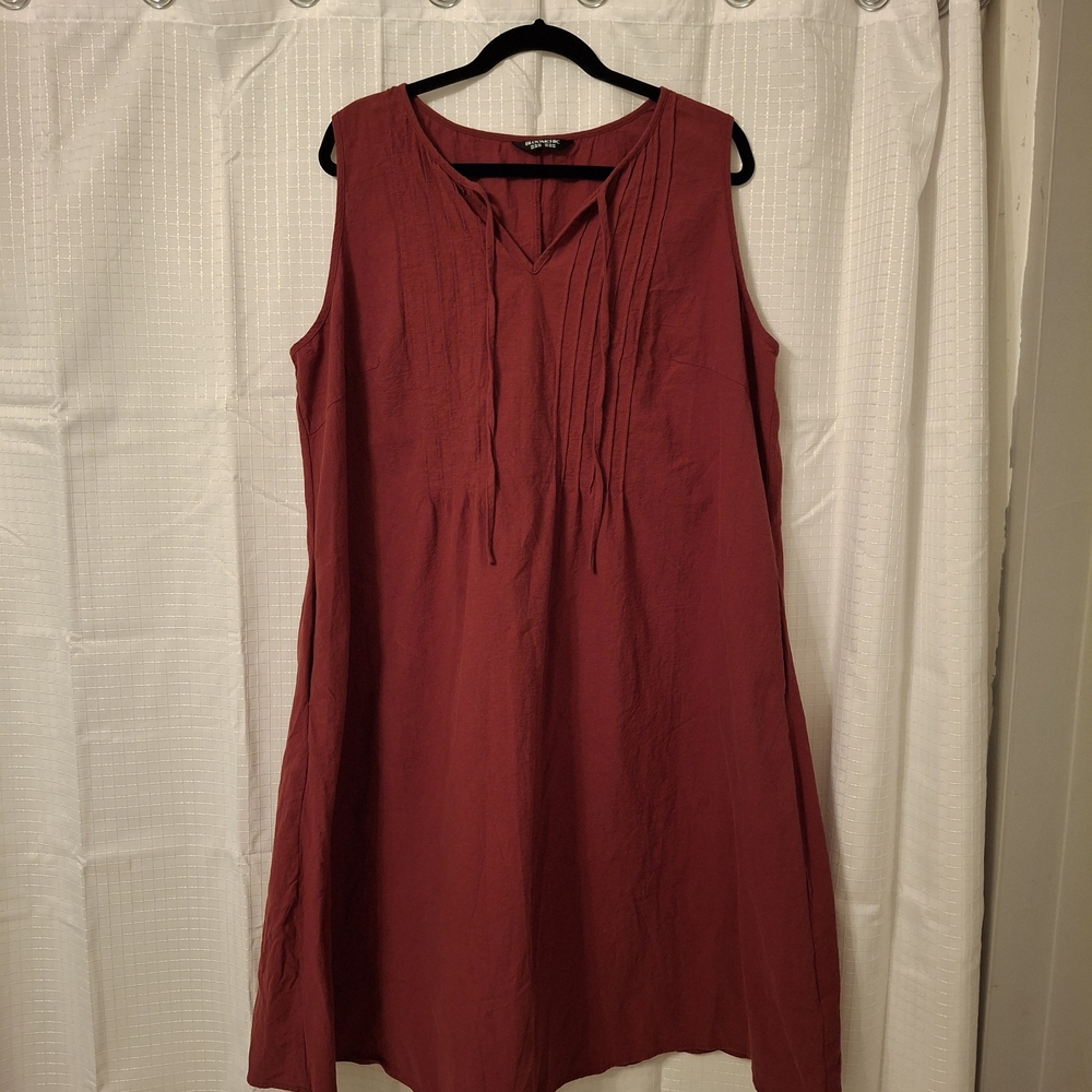 BloomChic Deep Rust Sleeveless Dress